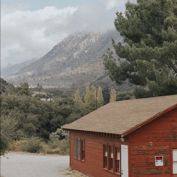 Meet your Posher, Angelia - Picture 1 of 1